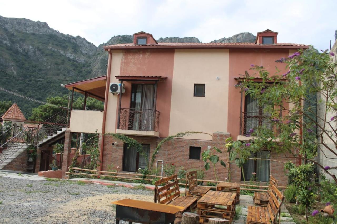 West Door Apartment Mtskheta Exterior photo