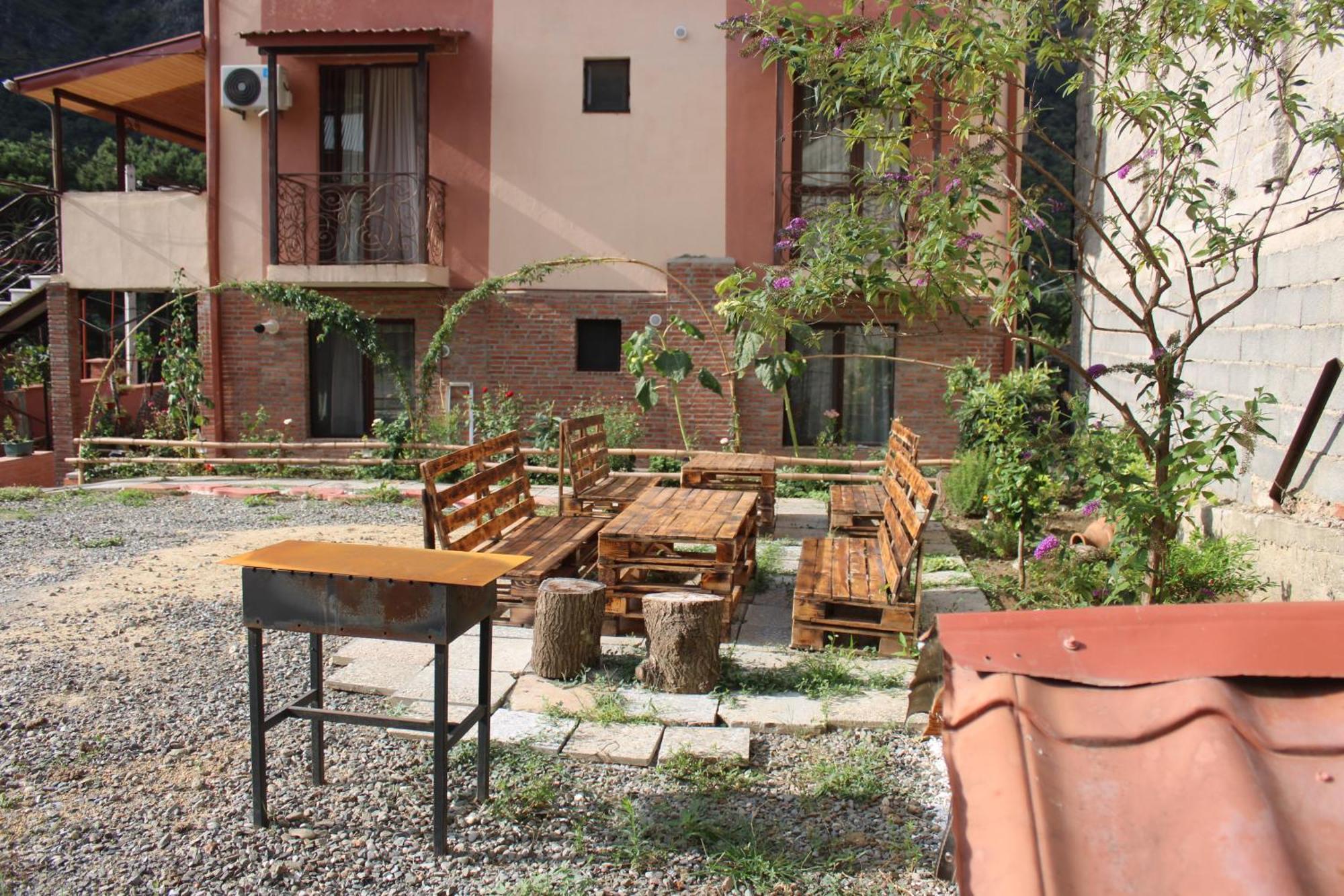 West Door Apartment Mtskheta Exterior photo